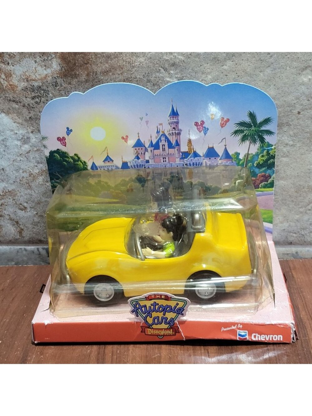 Disney Chevron Autopia Classic Car Yellow Pull Back Toy Disneyland 2000 Vintage